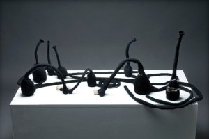 kelly marie mcewan crochet sculpture installationkelly marie mcewan crochet sculpture installation