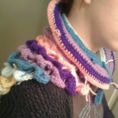 colourful crocheted collar alligator stitch colourful crocheted collar alligator stitch