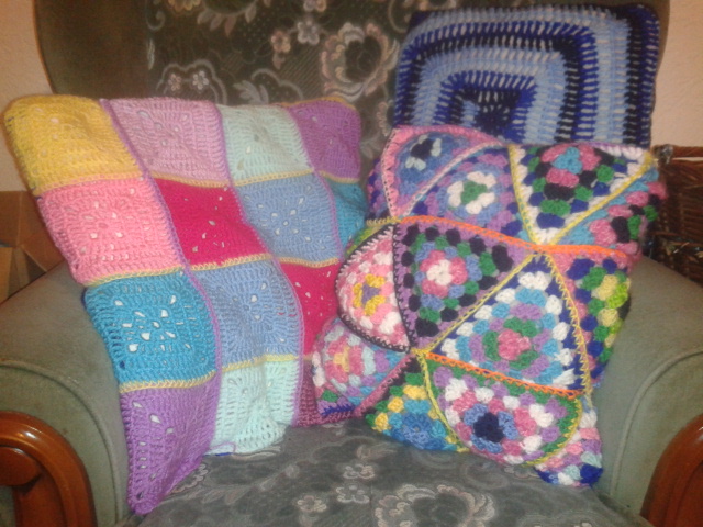 How to piece together granny&nbsp;triangles