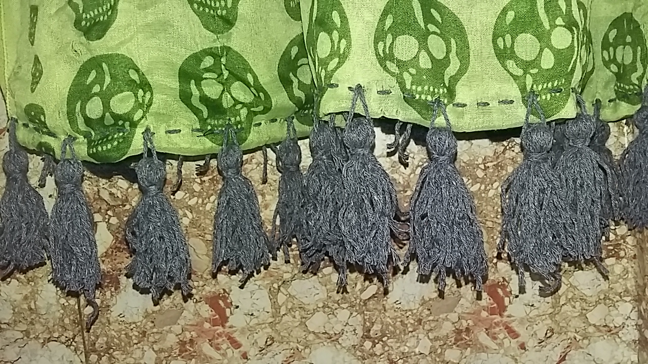 No sew curtain tassle decoration 