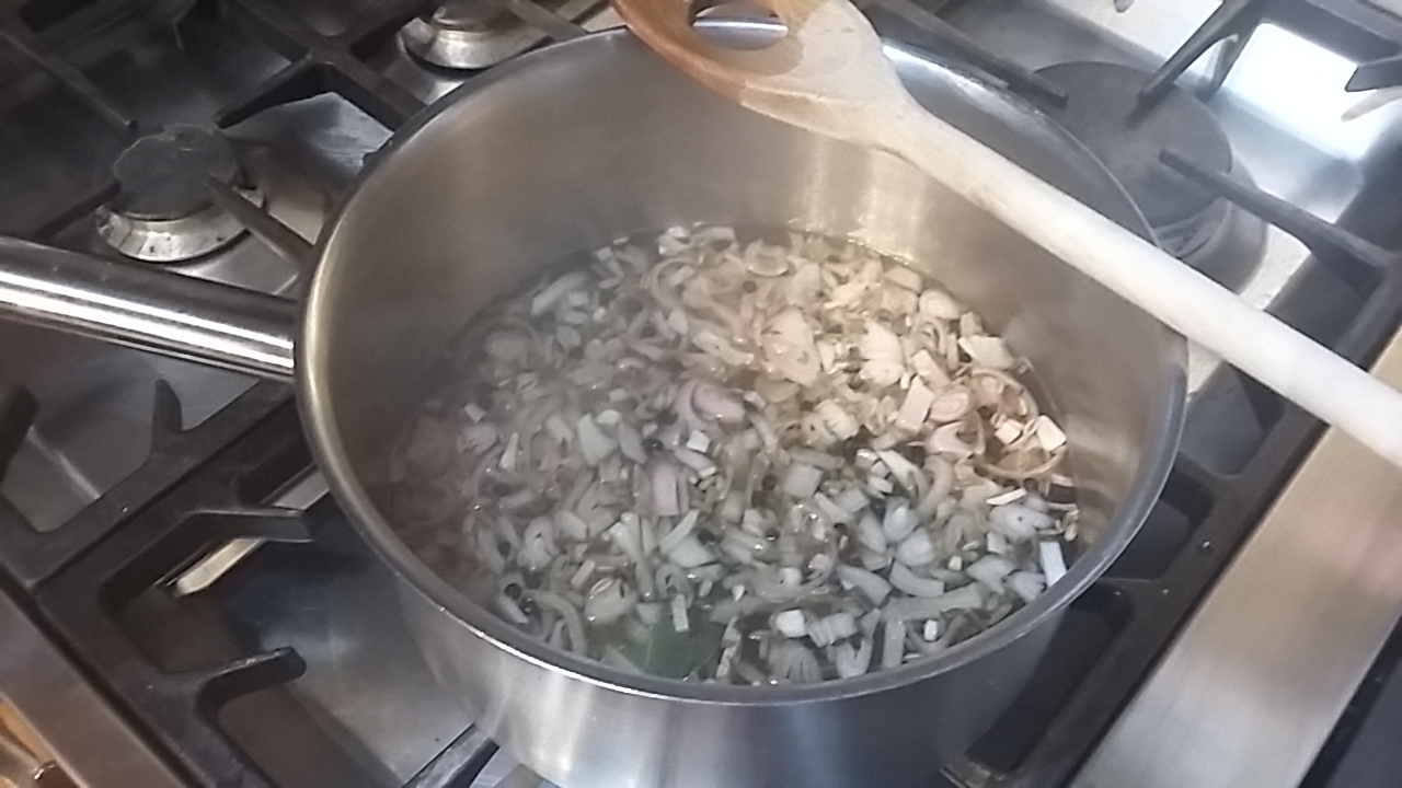 Pickling Alexanders apple cider vinegar recipe Self sufficiency hot pickling Alexanders