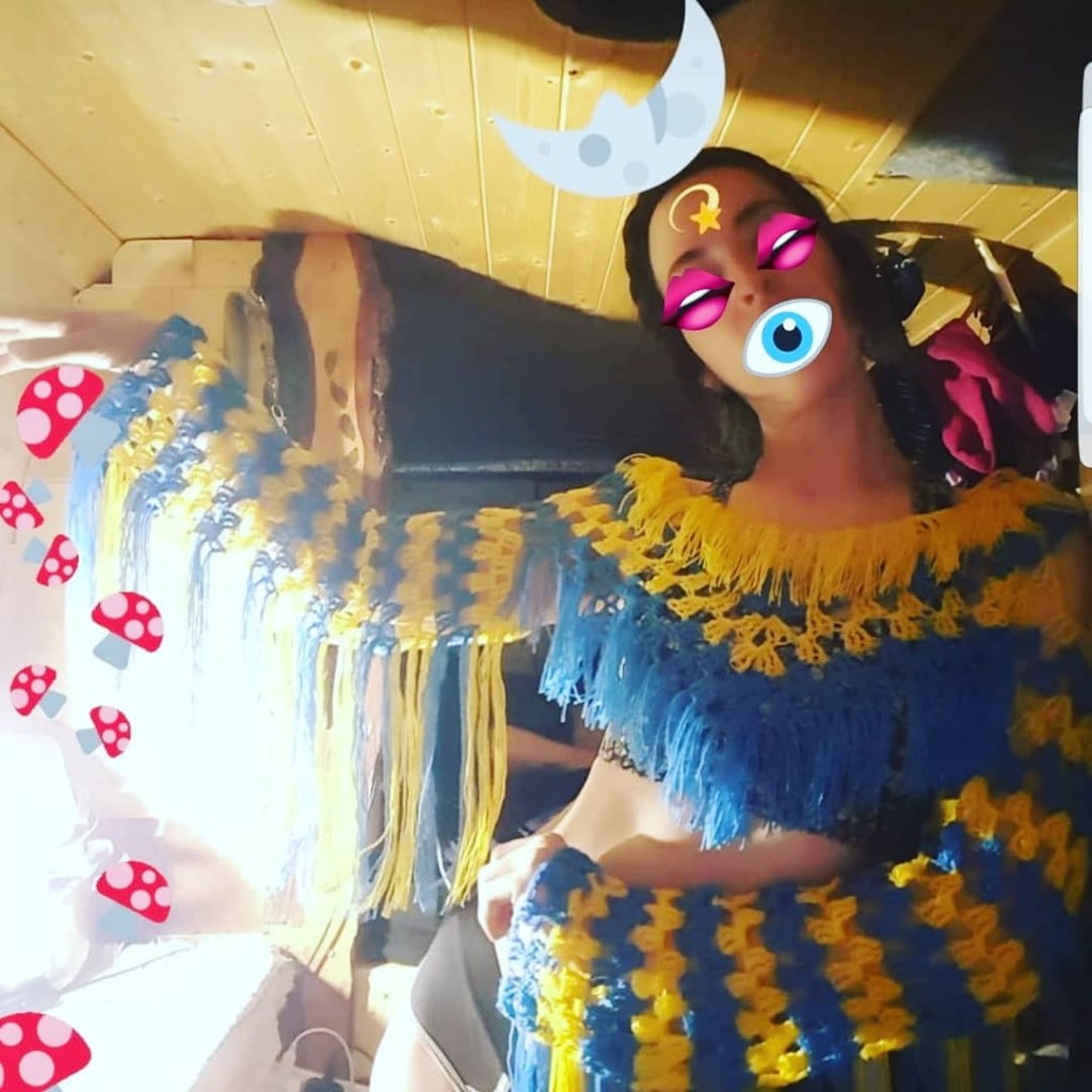 Fringed chevron cropped&nbsp;top